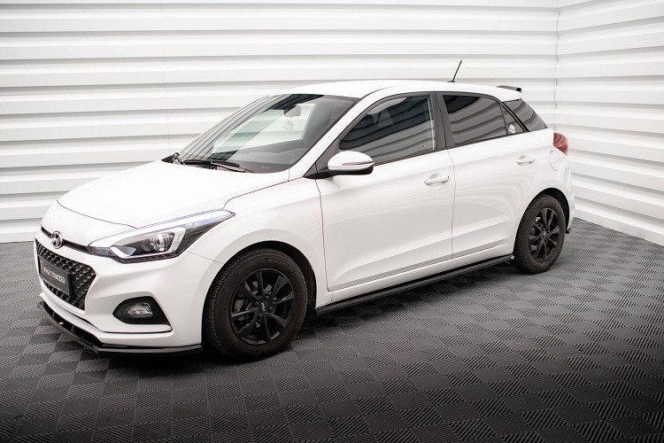 BODYKIT MAXTON DESIGN NERO LUCIDO PER HYUNDAI I20 MK2 FACELIFT