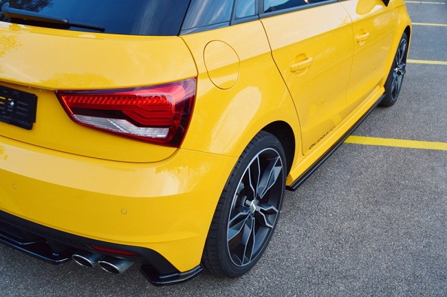 COPPIA SOTTOMINIGONNE MAXTON DESIGN NERE OPACHE PER AUDI S1 8X