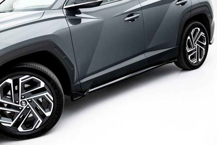 COPPIA SOTTOMINIGONNE MAXTON DESIGN NERE LUCIDE PER HYUNDAI TUCSON MK4 FACELIFT STANDARD