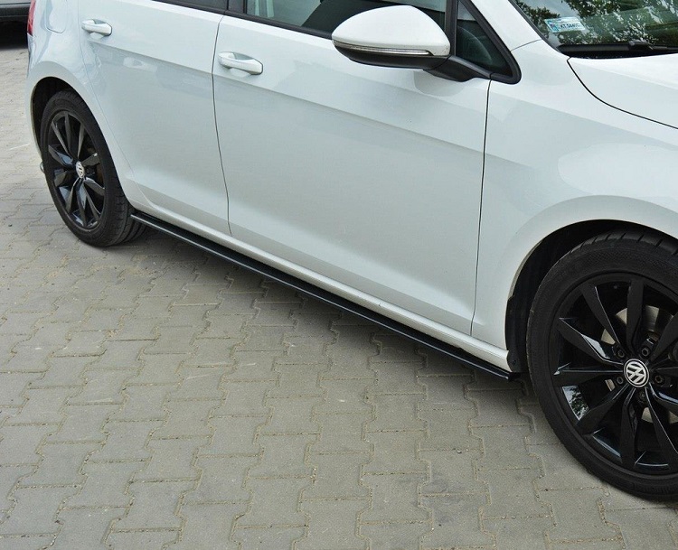 COPPIA SOTTOMINIGONNE MAXTON DESIGN NERE LUCIDE PER VW GOLF MK7 STANDARD