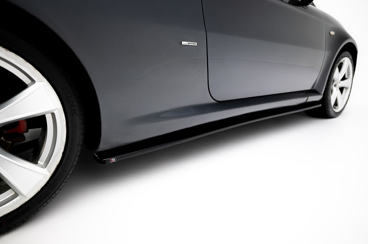 COPPIA SOTTOMINIGONNE MAXTON DESIGN NERE LUCIDE PER ALFA ROMEO GT