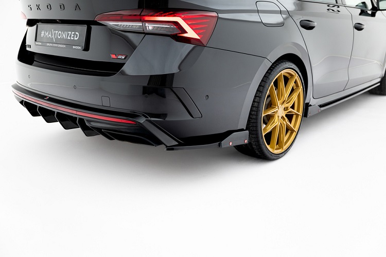 APPENDICI DIFFUSORE POSTERIORE SPORTIVO V.4 + FLAPS PER SKODA OCTAVIA RS MK4 COMBI/LIFTBACK PRE RESTYLING/RESTYLING NERE LUCIDE MAXTON DESIGN