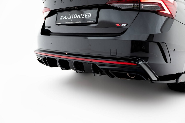 DIFFUSORE NERO LUCIDO MAXTON DESIGN PER SKODA OCTAVIA RS MK4 COMBI/LIFTBACK RESTYLING