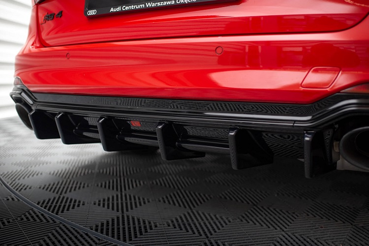 INSERTO PARAURTI CENTRALE MAXTON DESIGN NERO LUCIDO PER AUDI RS4 B9 PRE FACELIFT / FACELIFT