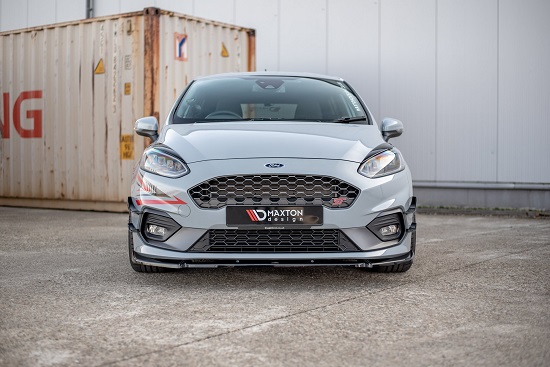 LAMA SOTTOPARAURTI ANTERIORE V.7 MAXTON DESIGN PER FORD FIESTA MK8 ST/ST-LINE CARBON LOOK