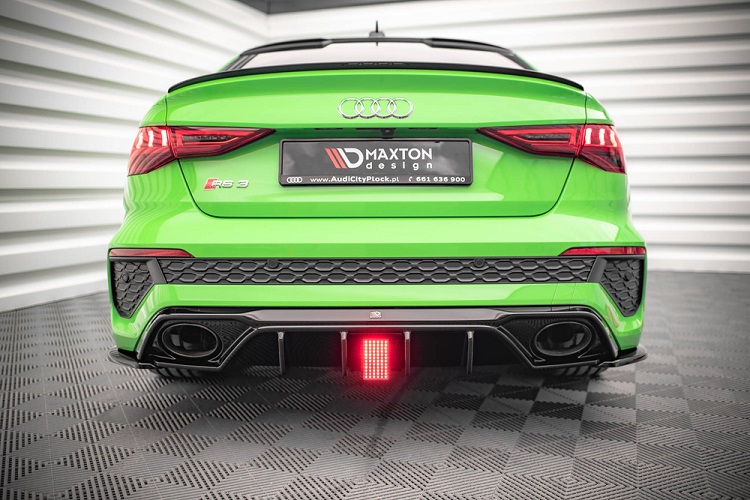 LUCE STOP LED PER DIFFUSORE MAXTON DESIGN PER AUDI RS3 8Y SPORTBACK PRE-RESTYLING