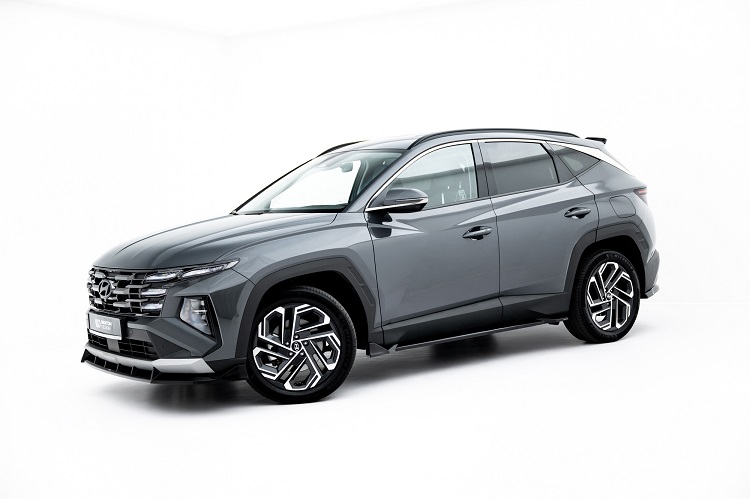 BODY KIT MAXTON DESIGN NERO LUCIDO PER HYUNDAI TUCSON MK4 FACELIFT STANDARD