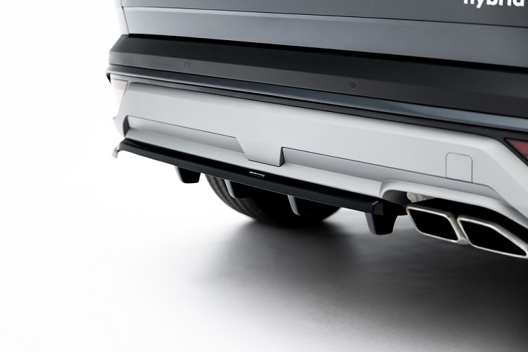 SOTTODIFFUSORE POSTERIORE CON BARRE VERTICALI PER HYUNDAI TUCSON MK4 FACELIFT STANDARD NERO LUCIDO MAXTON DESIGN