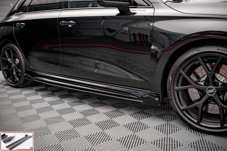 COPPIA SOTTOMINIGONNE + FLAPS STREET PRO MAXTON DESIGN PER AUDI RS3 8Y SPORTBACK PRE-RESTYLING (BORDO ROSSO)