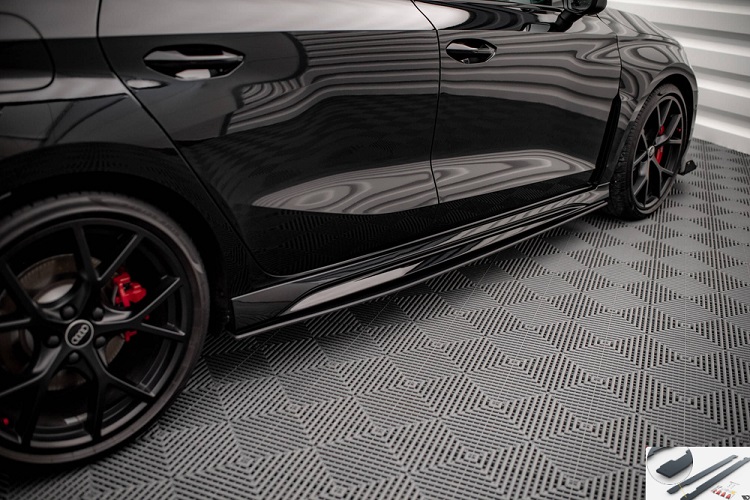 COPPIA SOTTOMINIGONNE STREET PRO MAXTON DESIGN PER AUDI RS3 8Y SPORTBACK PRE-RESTYLING (NERE)