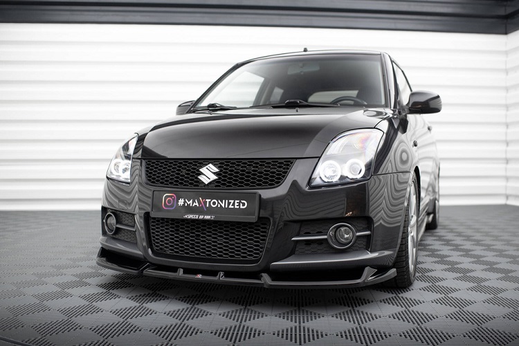 LAMA SOTTOPARAURTI ANTERIORE MAXTON DESIGN PER SUZUKI SWIFT SPORT MK4 NERO LUCIDO 