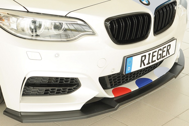 LAMA SOTTOPARAURTI ANTERIORE PER BMW SERIE 2 F22/F23 NERO OPACO RIEGER TUNING