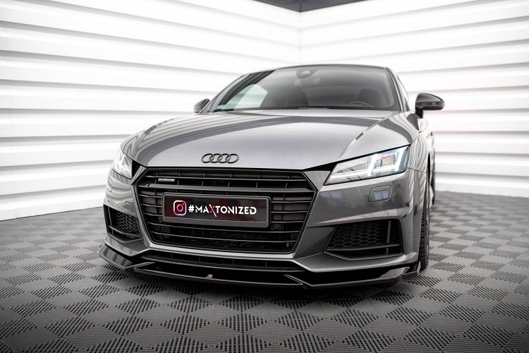 LAMA SOTTOPARAURTI ANTERIORE V.1 MAXTON DESIGN PER AUDI TT 8S CON S-LINE PRE-RESTYLING NERO LUCIDO