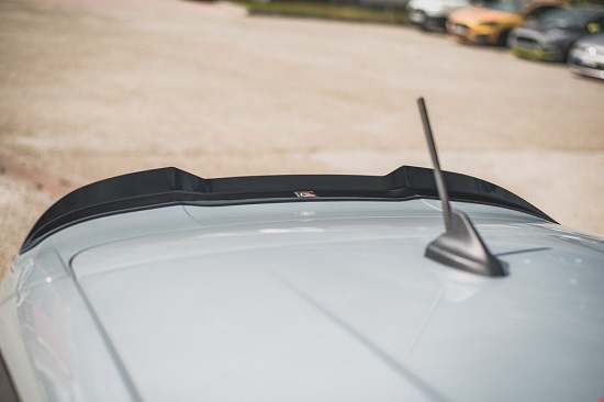 SPOILER CAP V.3 MAXTON DESIGN PER FORD FIESTA MK8 ST/ST-LINE NERO LUCIDO