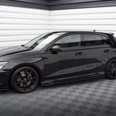 BODY KIT MAXTON DESIGN NERO LUCIDO PER AUDI RS3 8Y SPORTBACK PRE-RESTYLING