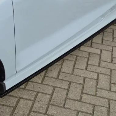 COPPIA SOTTOMINIGONNE CUP 4 FORD FIESTA MK8 ST/ST-LINE NERO OPACO INGO NOAK TUNING