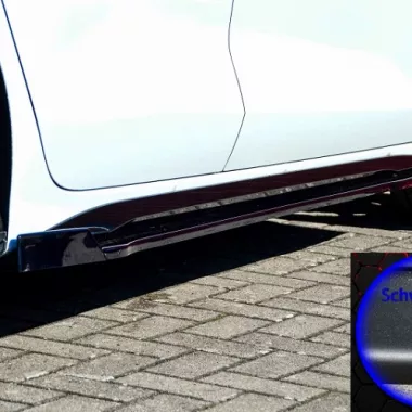 COPPIA SOTTOMINIGONNE CON ALETTE AUDI S3 / A3 8Y S-LINE SEDAN NERO OPACO INGO NOAK TUNING