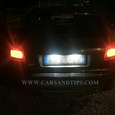 COPPIA LUCI LED T10 W5W CANBUS NO ERROR PRO VERSION