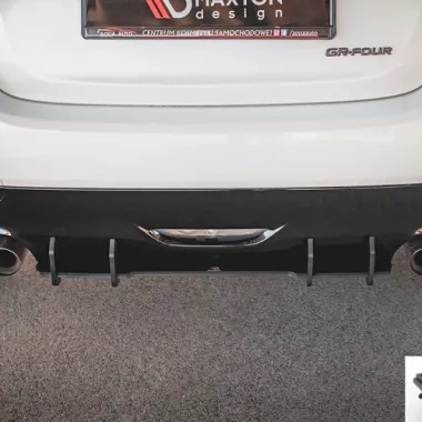 SOTTODIFFUSORE RACING DURABILITY MAXTON DESIGN PER TOYOTA YARIS GR MK4 PRE-RESTYLING (NERO)