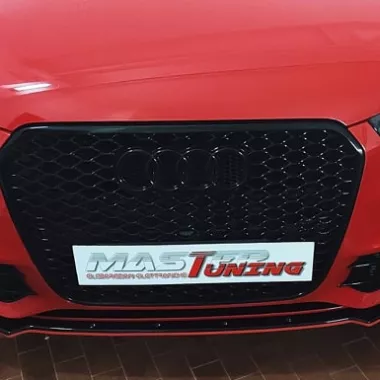 LAMA SOTTOPARAURTI ANTERIORE MAXTON DESIGN PER AUDI A1 8X PRE-RESTYLING NERO LUCIDO