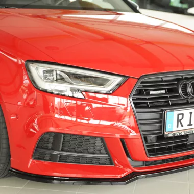 LAMA SOTTOPARAURTI ANTERIORE PER AUDI A3 8V SEDAN/CABRIO RESTYLING CON S-LINE NERO LUCIDO RIEGER TUNING