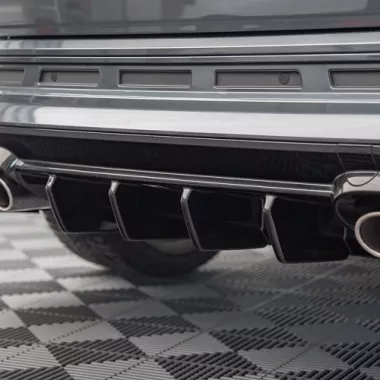 SOTTODIFFUSORE CENTRALE NERO LUCIDO MAXTON DESIGN PER CUPRA ATECA MK1 RESTYLING