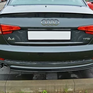 SOTTODIFFUSORE NERO LUCIDO MAXTON DESIGN PER AUDI A4 B9 AVANT S-LINE PRE RESTYLING (USCITA SINGOLA SX)