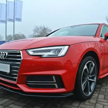 LAMA SOTTOPARAURTI ANTERIORE V.2 MAXTON DESIGN PER AUDI A4 B9 AVANT S-LINE PRE RESTYLING NERA LUCIDA