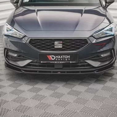 LAMA SOTTOPARAURTI ANTERIORE V.2 MAXTON DESIGN PER SEAT LEON FR MK4 NERO LUCIDO