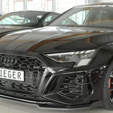 LAMA SOTTOPARAURTI ANTERIORE PER AUDI RS3 8Y PRE-RESTYLING SPORTBACK/SEDAN NERO OPACO RIEGER TUNING