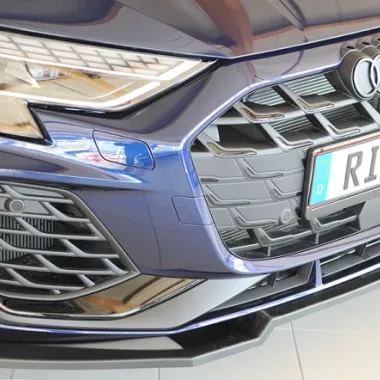 LAMA SOTTOPARAURTI ANTERIORE RIEGER TUNING NERA OPACA PER AUDI S3 8Y SPORTBACK E SEDAN RESTYLING