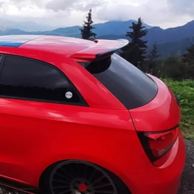 SPOILER CAP MAXTON DESIGN PER AUDI S1 8X NERO LUCIDO