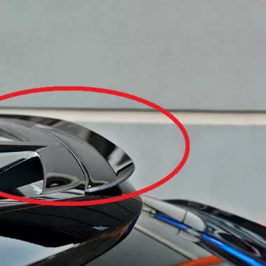 SPOILER CAP SUPERIORE MAXTON DESIGN PER TOYOTA C-HR MK1 NERO LUCIDO